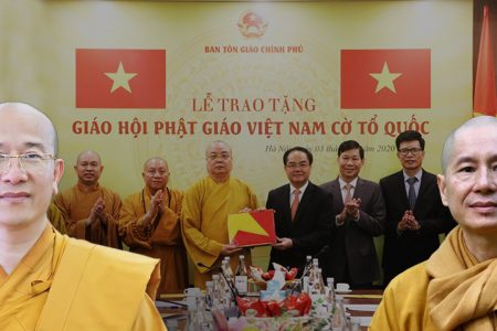 Thích Chân Quang thành “ma câm”, Thích Trúc Thái Minh “thụt vòi”!