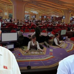 KHI VÔ SẢN ĐÁNH BẠC!