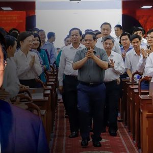 “THỦ TƯỚNG CHÍNH NỔI GIẬN Ở CẦN THƠ: ‘LÀM MẤY CHỤC NĂM KHÔNG XONG LÀ KHÔNG THỂ CHẤP NHẬN ĐƯỢC!’”